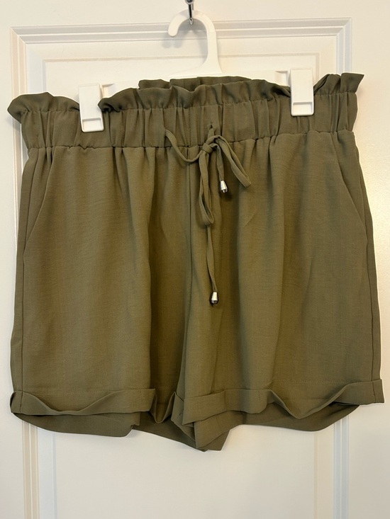 Pants - SHEIN Curve Olive Green Paperbag Waist Shorts Size 1XL High Waisted Tie Front